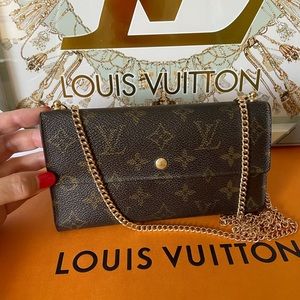 Louis Vuitton Monogram Long Wallet with Chain Vint